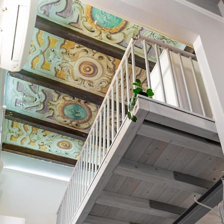 Appartement Charming Frescoed Loft à Bologne Extérieur photo