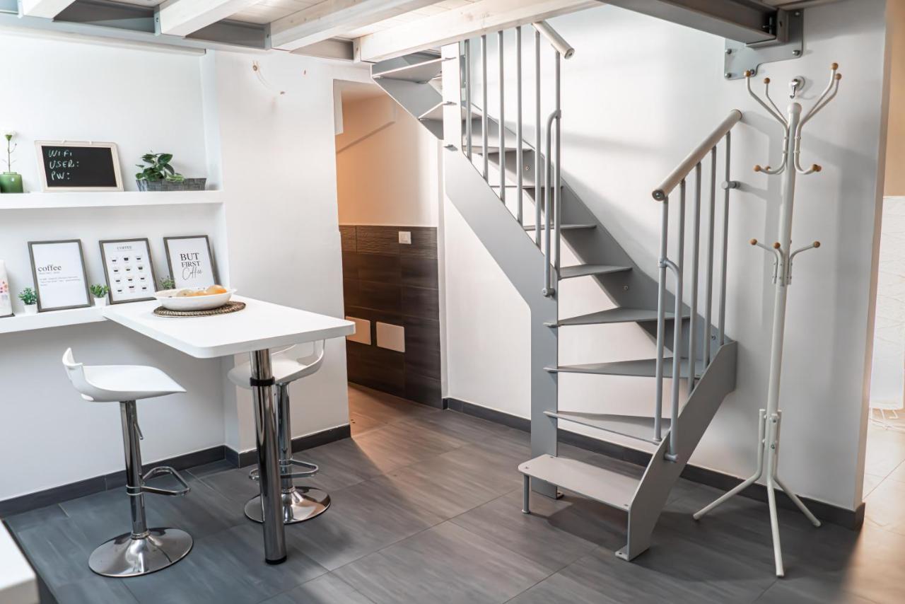 Appartement Charming Frescoed Loft à Bologne Extérieur photo